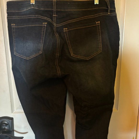 Torrid Jeans - Picture 2 of 2